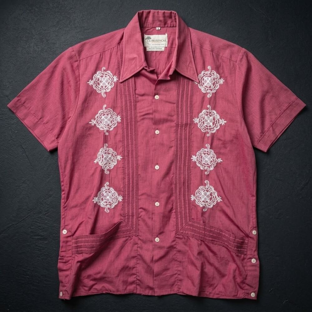 La Diligencia Men's M Guayabera Shirt Maroon Embroidered Mexico Vintage Chicano